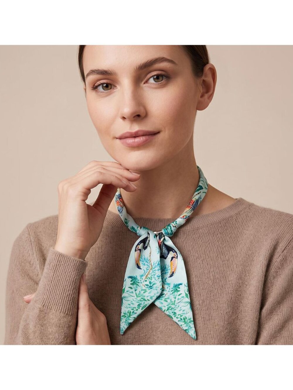 Tigerstars Light Blue Botanical Print Fabric Scarf Magnetic Necklace